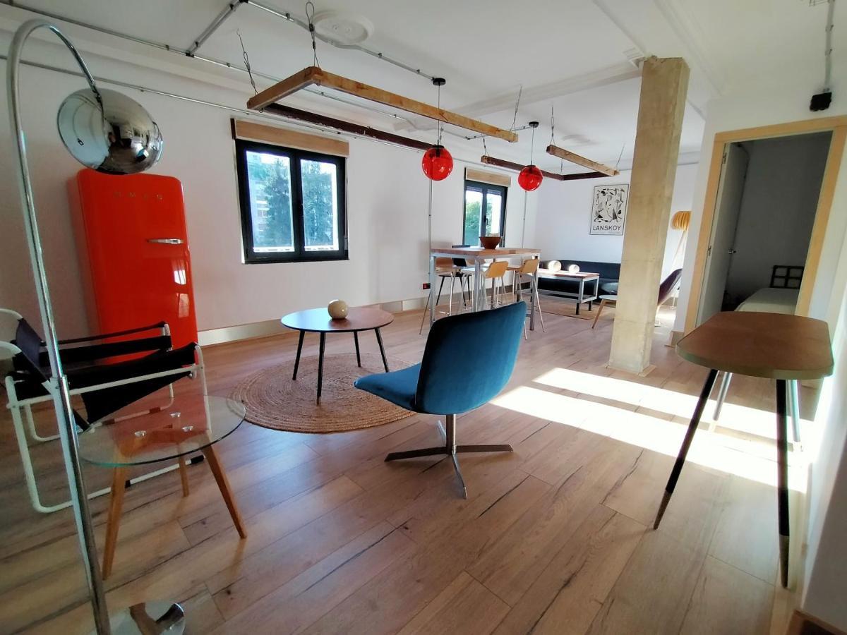 Lotila Flats Mieres Appartement Mieres  Buitenkant foto