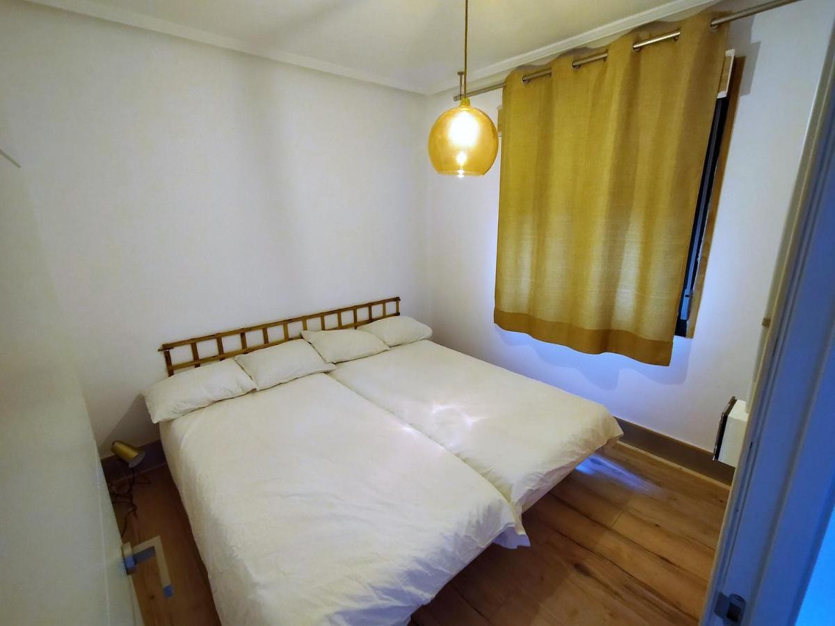 Lotila Flats Mieres Appartement Mieres  Buitenkant foto